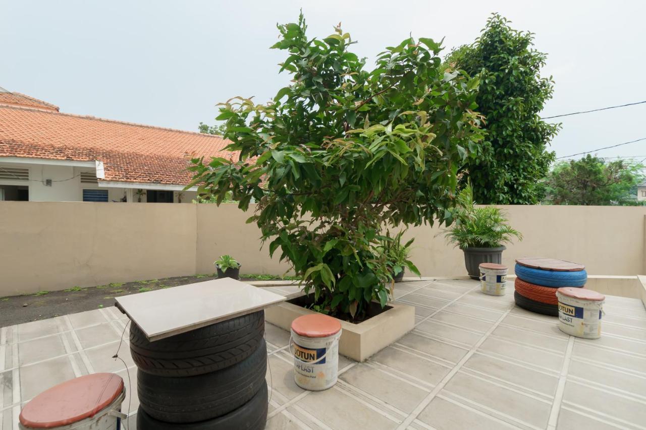 Koolkost Syariah Near Kampus Utama Universitas Budi Luhur Mencil 外观 照片